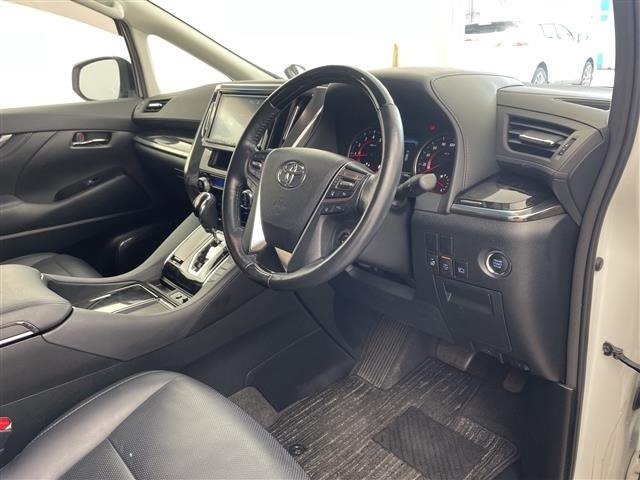 Toyota VELLFIRE 2018 7063120-1