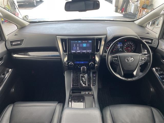 Toyota VELLFIRE 2018 7063120-14
