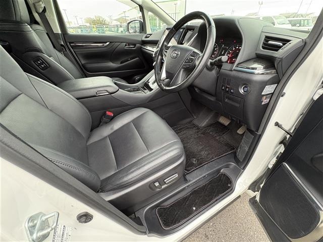 Toyota VELLFIRE 2019 7063123-6