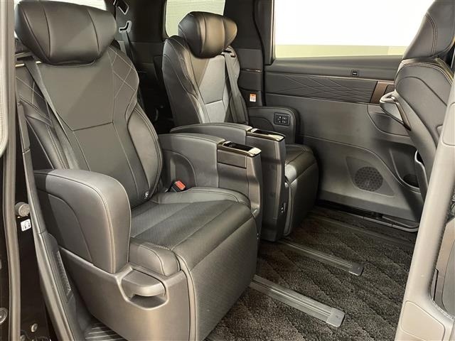 Toyota VELLFIRE 2023 7063132-2