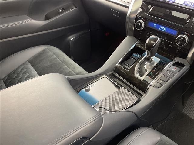 Toyota VELLFIRE 2015 7063134-20