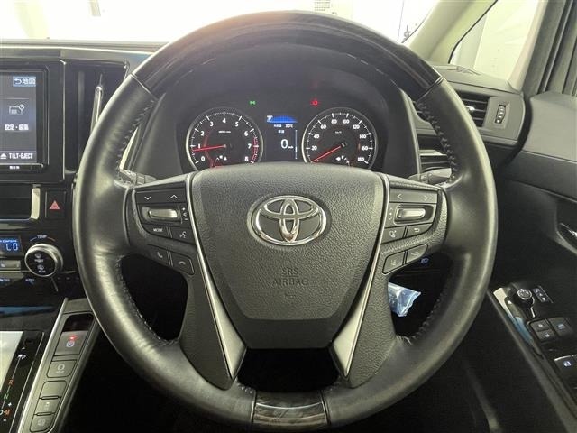 Toyota VELLFIRE 2018 7063136-7
