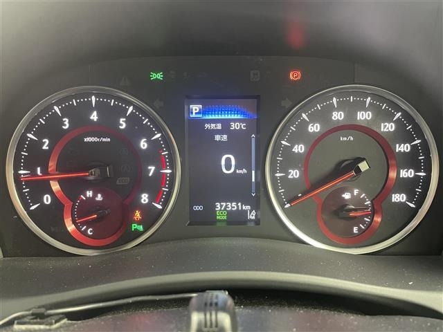 Toyota VELLFIRE 2018 7063136-8