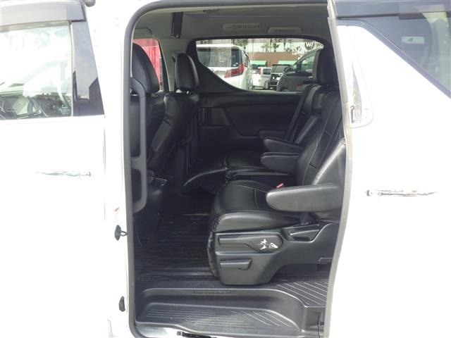 Toyota VELLFIRE 2017 7063157-2