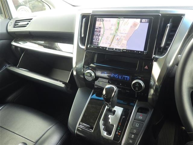 Toyota VELLFIRE 2017 7063157-5