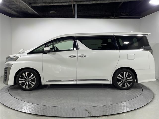 Toyota VELLFIRE 2018 7063179-2