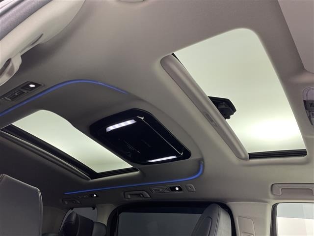 Toyota VELLFIRE 2018 7063192-16