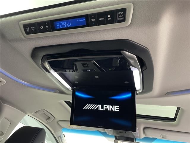 Toyota VELLFIRE 2018 7063192-17