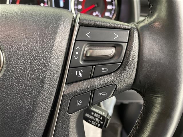 Toyota VELLFIRE 2018 7063192-5