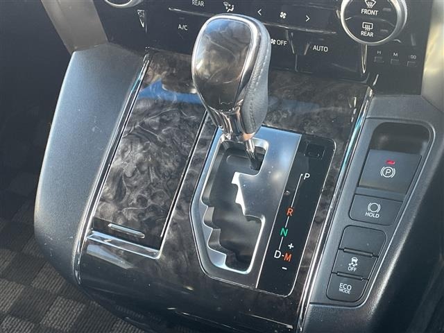 Toyota VELLFIRE 2022 7063194-5