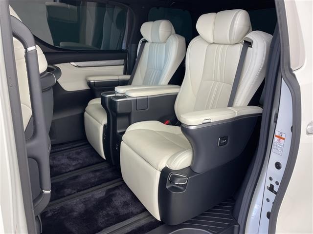 Toyota VELLFIRE 2018 7063210-12