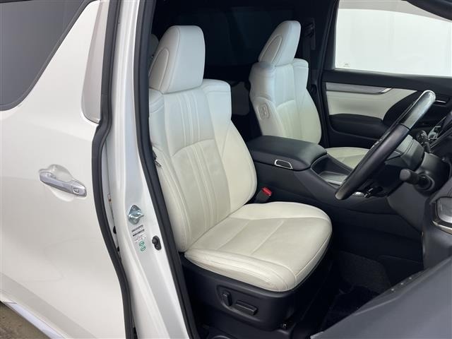 Toyota VELLFIRE 2018 7063210-3