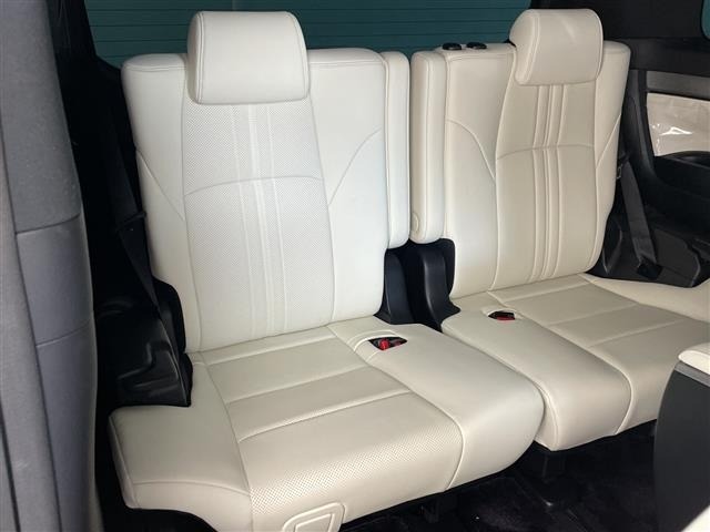 Toyota VELLFIRE 2018 7063210-8