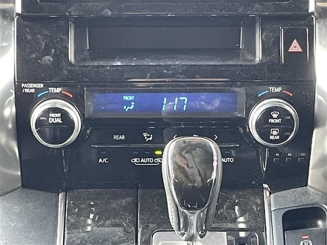 Toyota VELLFIRE 2017 7063215-3