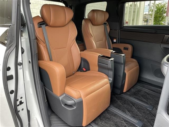 Toyota VELLFIRE 2023 7063216-11