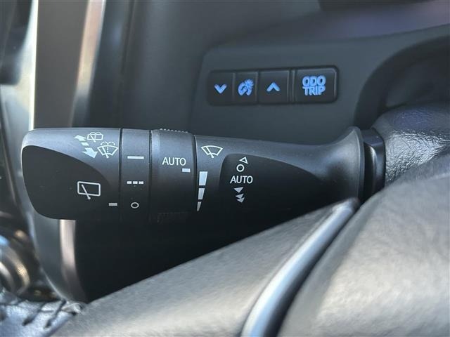 Toyota VELLFIRE 2015 7063217-5