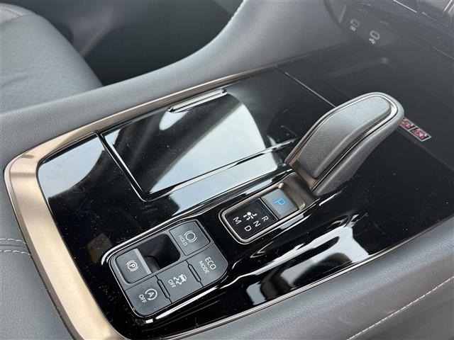 Toyota VELLFIRE 2025 7063232-10