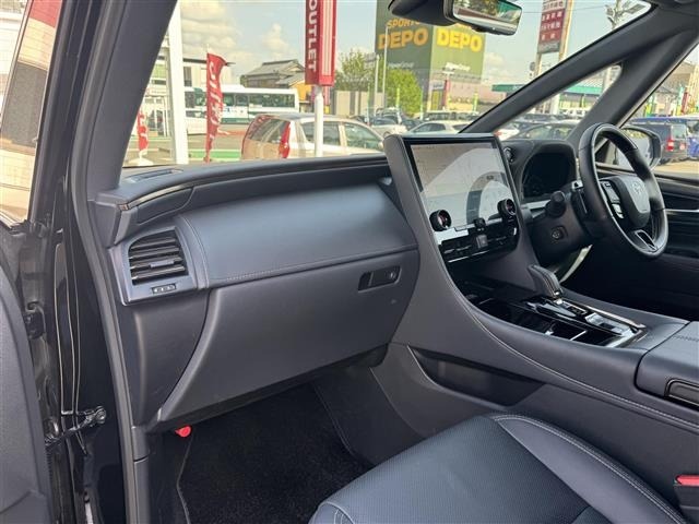 Toyota VELLFIRE 2025 7063232-4