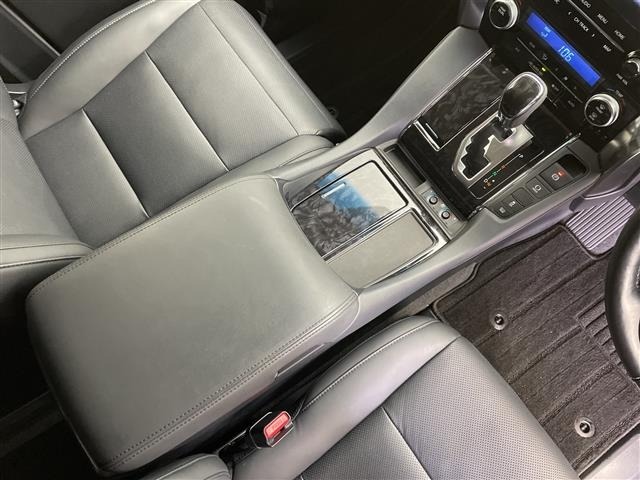 Toyota VELLFIRE 2021 7063234-3