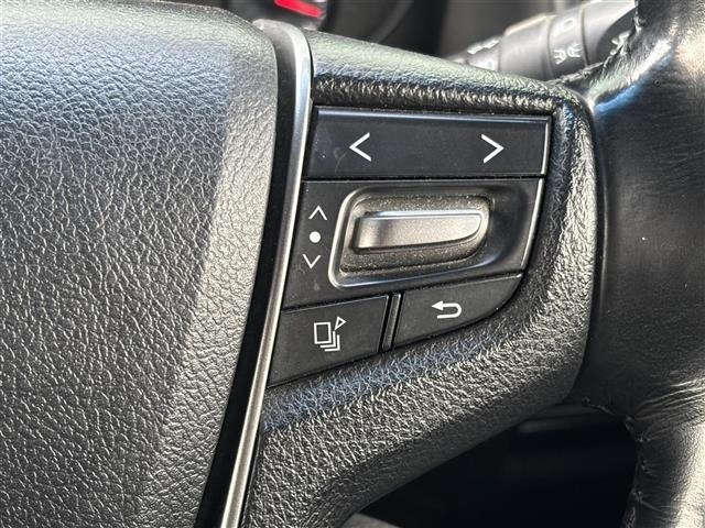 Toyota VELLFIRE 2017 7063236-3