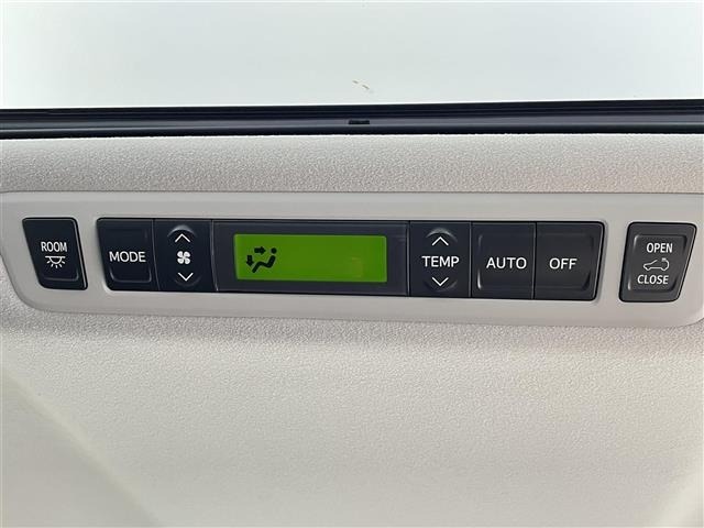 Toyota VELLFIRE 2014 7063242-1