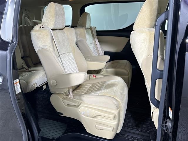 Toyota VELLFIRE 2020 7063249-6