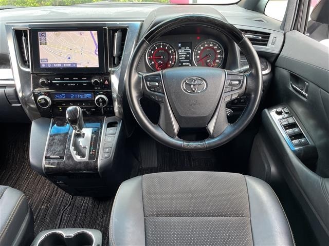 Toyota VELLFIRE 2021 7063257-18