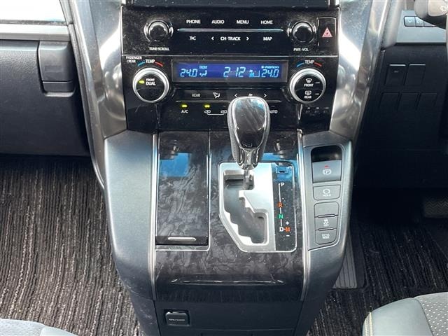 Toyota VELLFIRE 2021 7063257-7