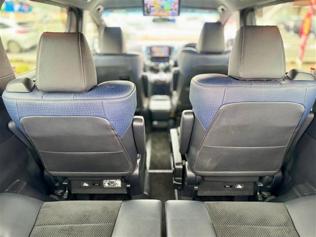 Toyota VELLFIRE 2017 7063259-11