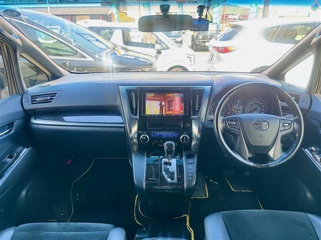 Toyota VELLFIRE 2017 7063259-14