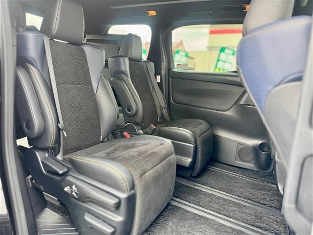Toyota VELLFIRE 2017 7063259-22