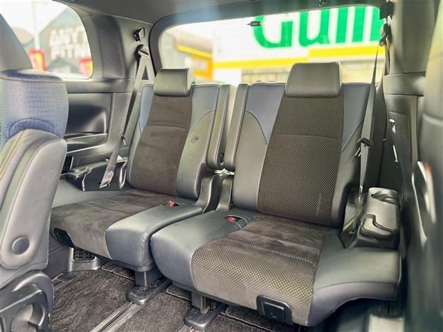 Toyota VELLFIRE 2017 7063259-9