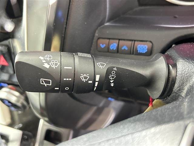 Toyota VELLFIRE 2016 7063271-2