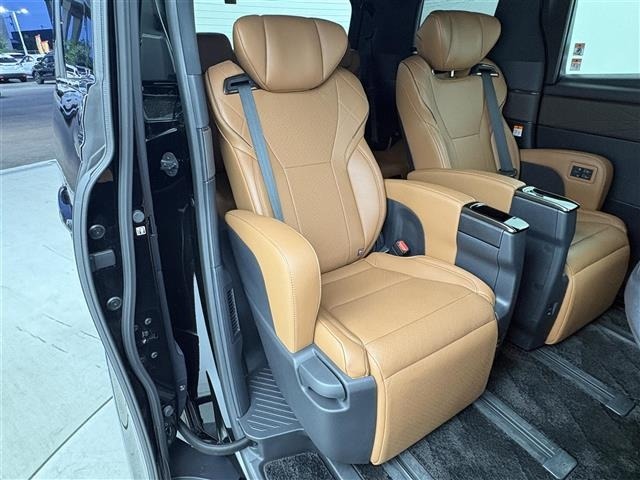 Toyota VELLFIRE 2024 7063293-21