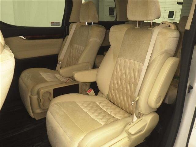 Toyota VELLFIRE 2015 7063312-7