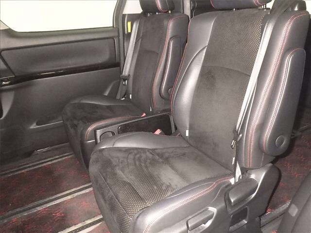 Toyota VELLFIRE 2013 7063314-7