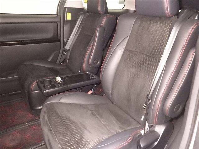 Toyota VELLFIRE 2013 7063317-7