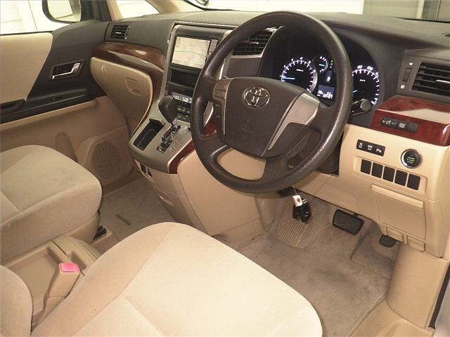 Toyota VELLFIRE 2011 7063318-3
