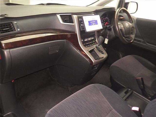Toyota VELLFIRE 2012 7063320-4