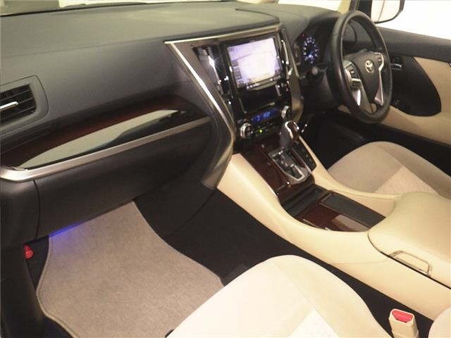 Toyota VELLFIRE 2015 7063322-4