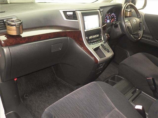 Toyota VELLFIRE 2012 7063324-4