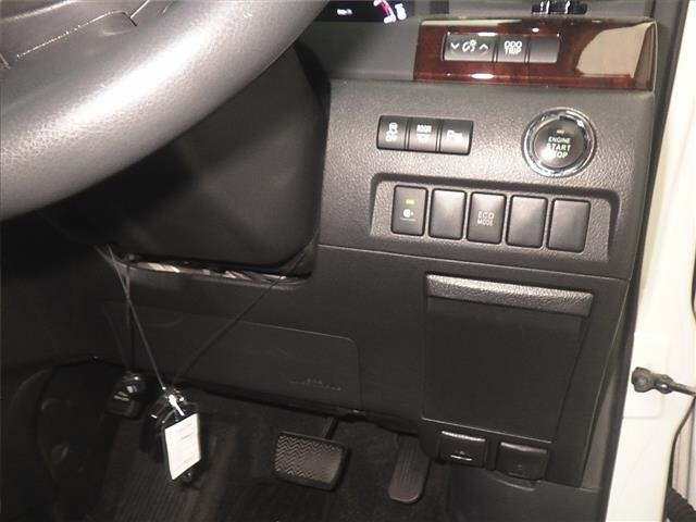 Toyota VELLFIRE 2012 7063324-9