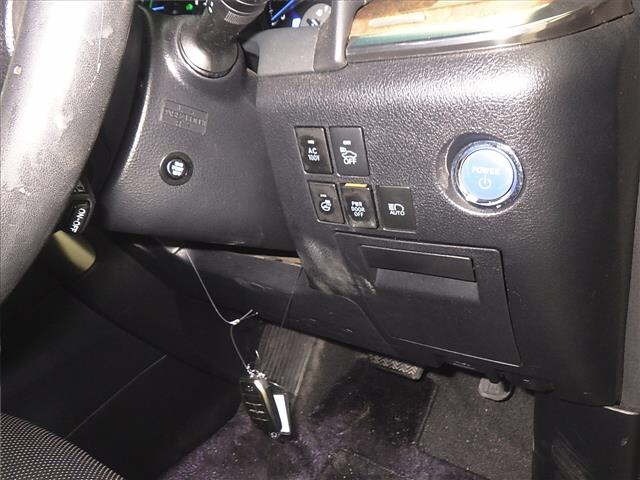 Toyota VELLFIRE 2015 7063325-9