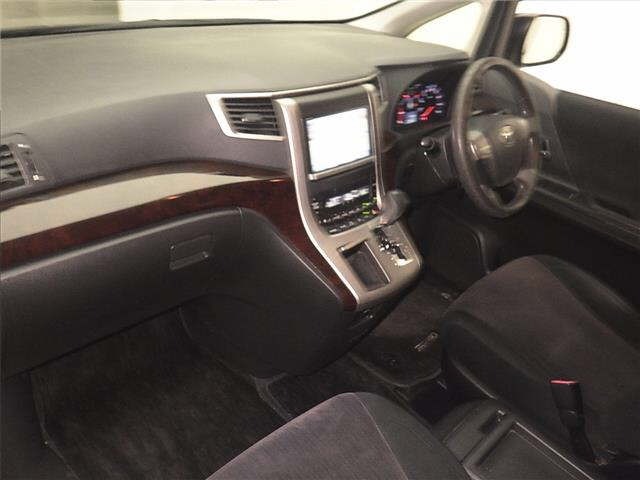 Toyota VELLFIRE 2013 7063327-4