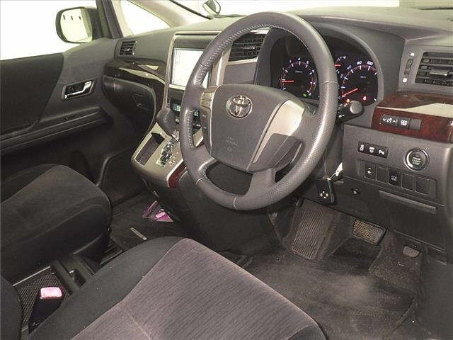 Toyota VELLFIRE 2013 7063328-3