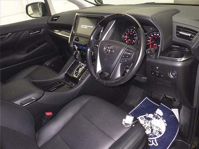 Toyota VELLFIRE 2019 7063334-3