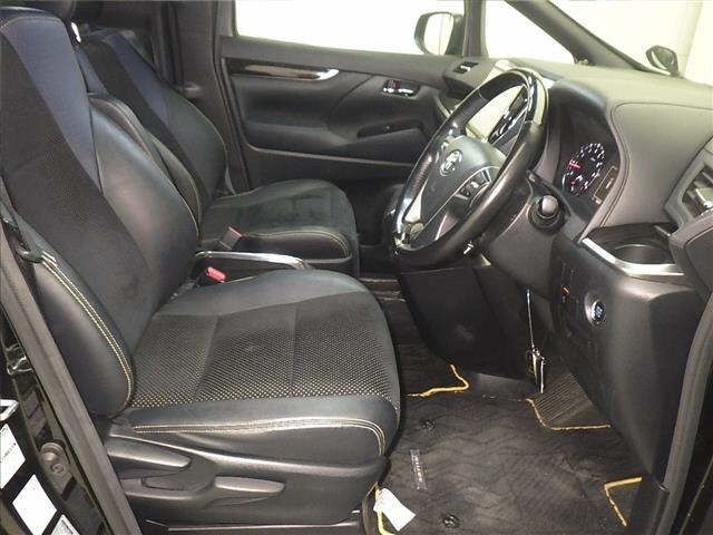 Toyota VELLFIRE 2018 7063336-5