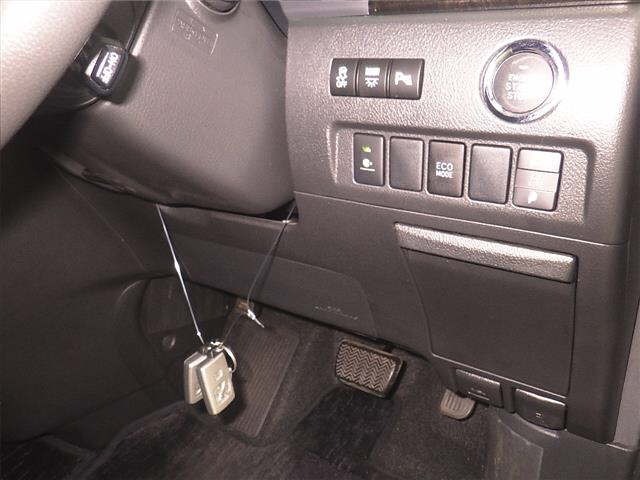 Toyota VELLFIRE 2012 7063341-8