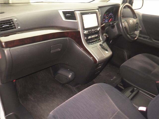 Toyota VELLFIRE 2012 7063344-4