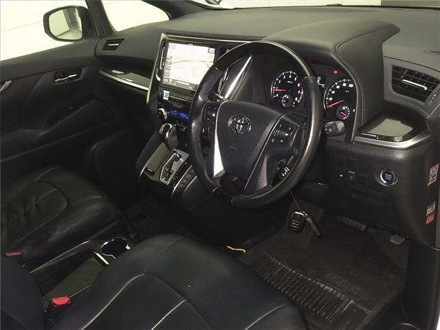 Toyota VELLFIRE 2017 7063345-3